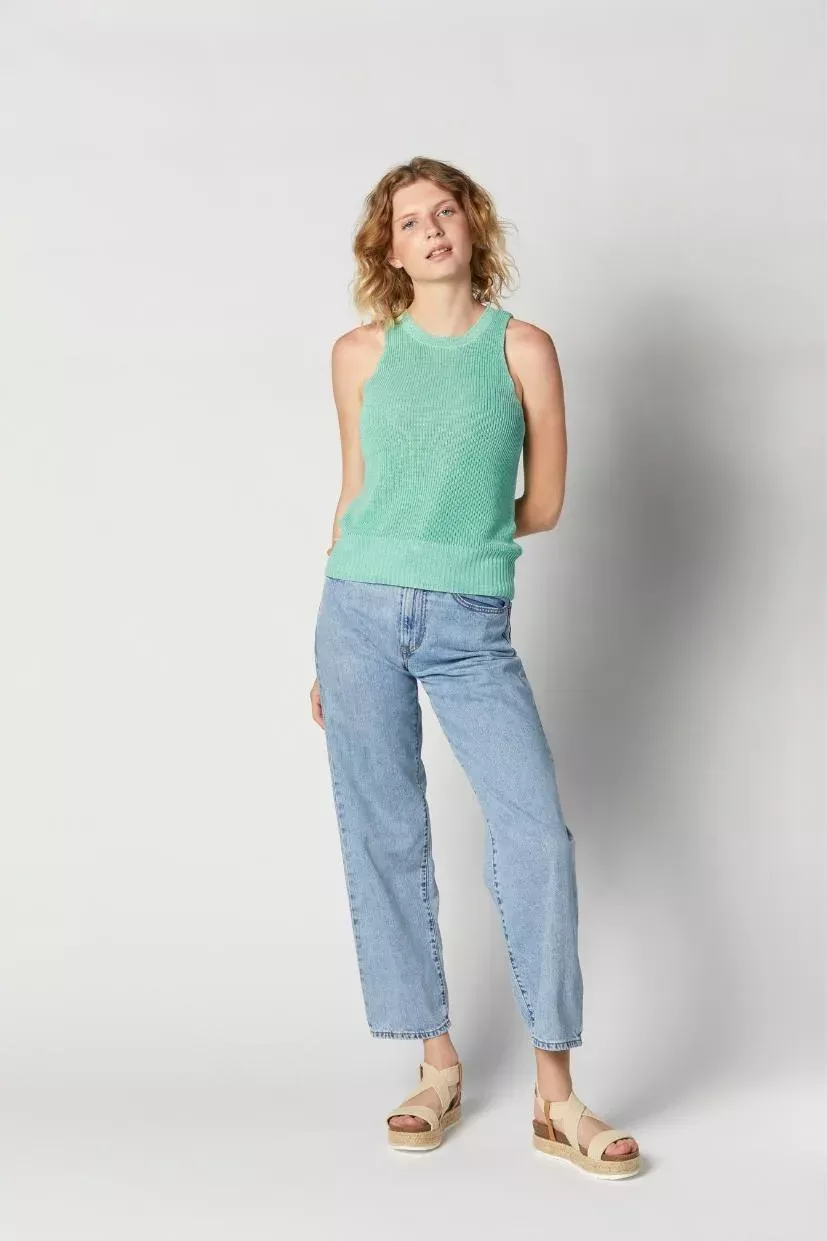 haut-lin-col-rond-vert-menthe-femme-made-in-France-master-of-linen-cotes-perlees